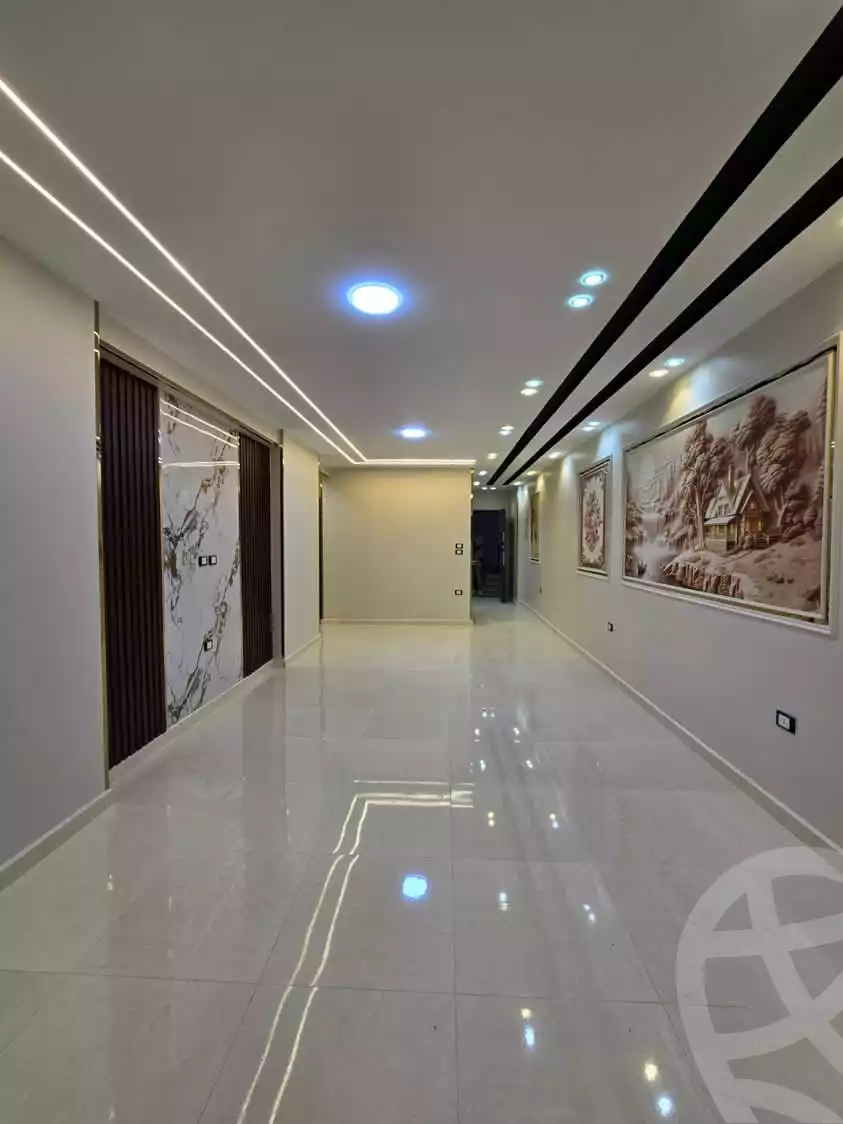 https://aqarmap.com.eg/ar/listing/6297408-for-sale-cairo-el-haram-el-lebeny-soltan-khattab-st
