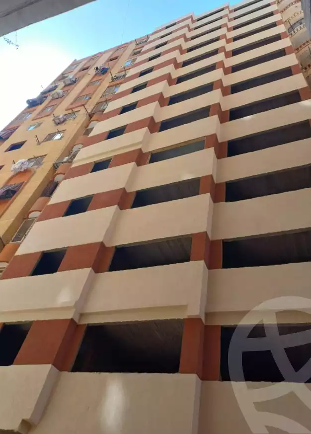 https://aqarmap.com.eg/en/listing/6299986-for-sale-cairo-el-haram-el-lebeny-el-magzar-el-aly-st