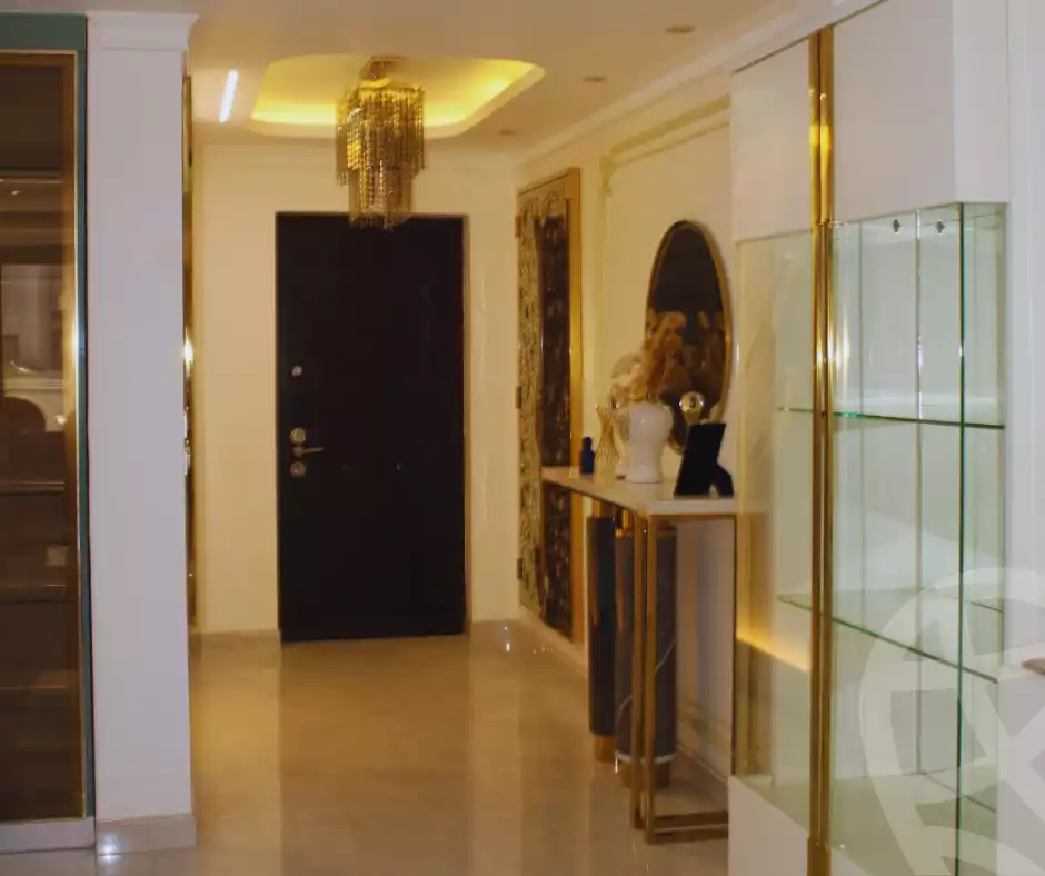 https://aqarmap.com.eg/ar/listing/6300121-for-sale-cairo-new-cairo-compounds-azad