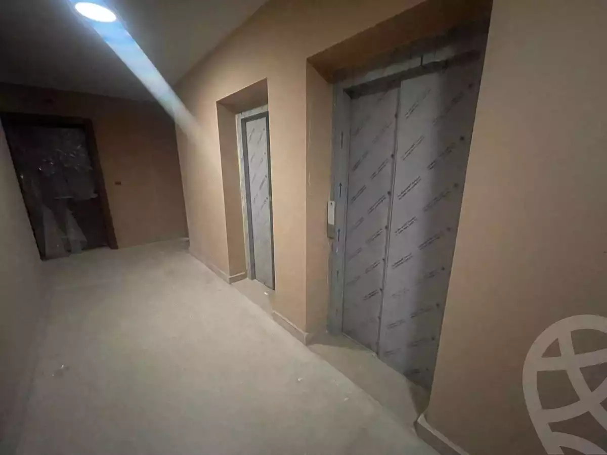 https://aqarmap.com.eg/en/listing/6301041-for-rent-cairo-el-sheikh-zayed-city-compounds-kmbwnd-fyldj-wyst-dr-llttwyr