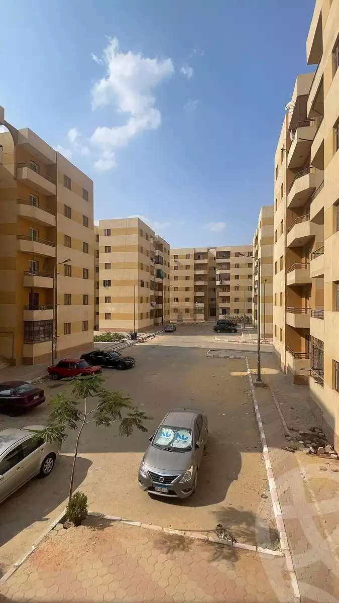 https://aqarmap.com.eg/en/listing/6302120-for-sale-cairo-6th-of-october-hadaeq-october-kmbwnd-fy-hdyq-ktwbr-regency-mall