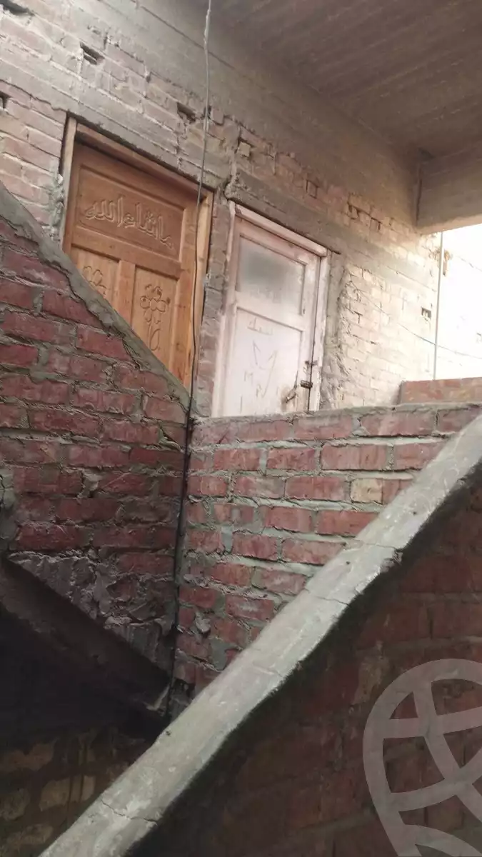https://aqarmap.com.eg/en/listing/6302984-for-sale-asyut-asyut-city