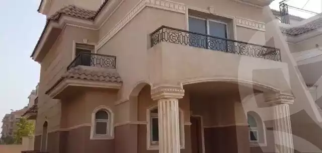 https://aqarmap.com.eg/ar/listing/6303523-for-sale-cairo-6th-of-october-compounds-garden-city-october