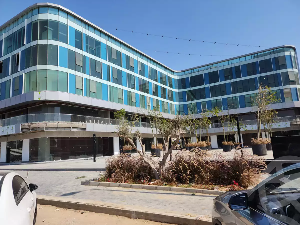 https://aqarmap.com.eg/en/listing/6303743-for-sale-cairo-el-sheikh-zayed-city-compounds-sntrw-zyd-mwl