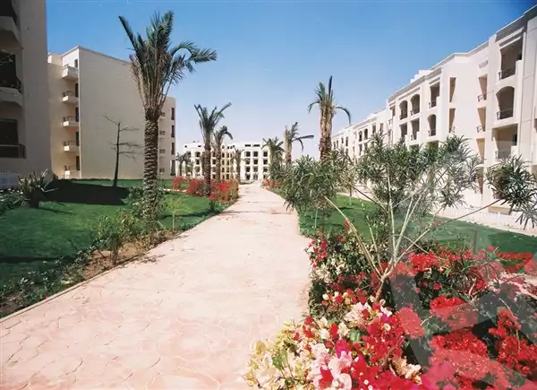 https://aqarmap.com.eg/en/listing/6304006-for-sale-cairo-el-sheikh-zayed-city-compounds-hadayek-el-mohandiseen