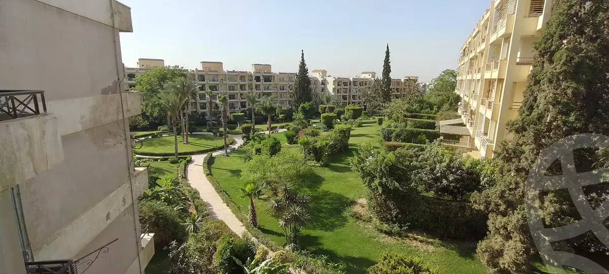 https://aqarmap.com.eg/en/listing/6304126-for-sale-cairo-el-sheikh-zayed-city-compounds-zayed-2000