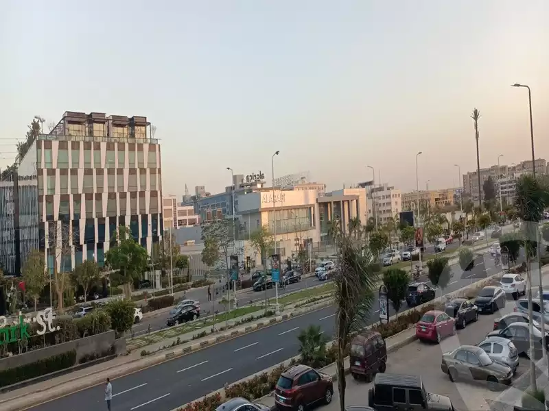 https://aqarmap.com.eg/ar/listing/6305962-for-rent-cairo-el-sheikh-zayed-city-compounds-tryfywm-zyd-nm-llttwyr
