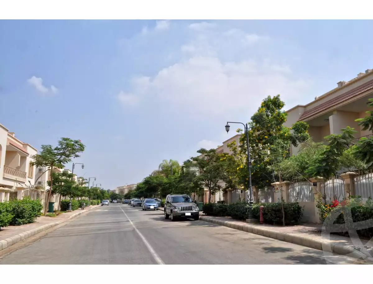 https://aqarmap.com.eg/en/listing/6306603-for-sale-cairo-el-sheikh-zayed-city-compounds-greens