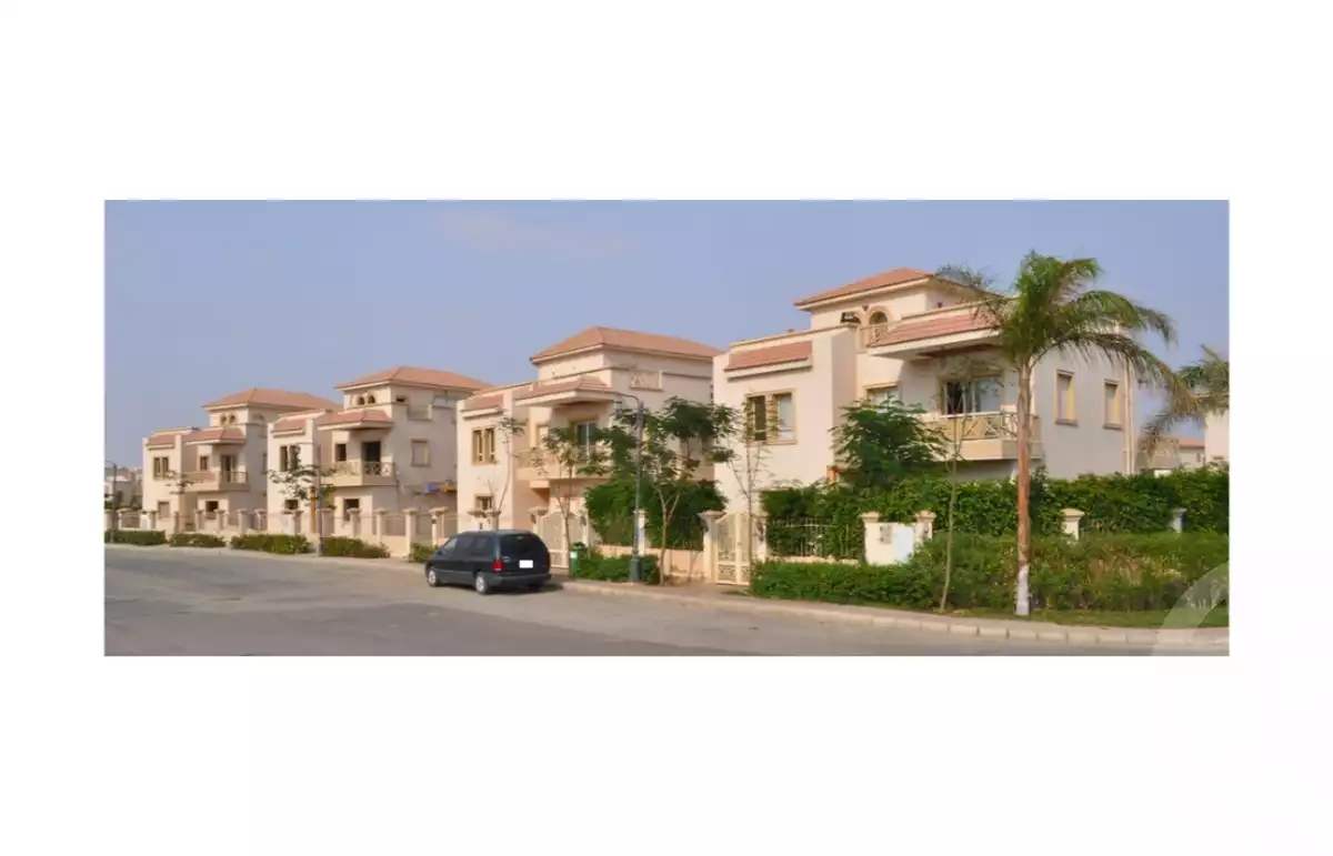 https://aqarmap.com.eg/en/listing/6306659-for-sale-cairo-el-sheikh-zayed-city-compounds-greens