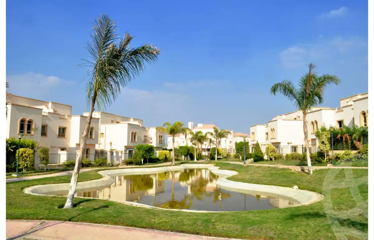https://aqarmap.com.eg/en/listing/6306659-for-sale-cairo-el-sheikh-zayed-city-compounds-greens
