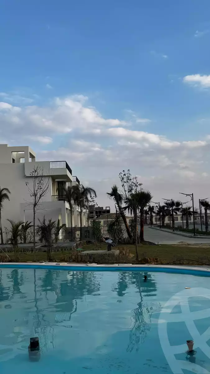 https://aqarmap.com.eg/en/listing/6306738-for-sale-cairo-el-sheikh-zayed-city-compounds-one50-compound-el-gabry