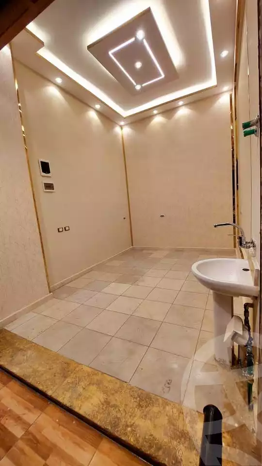 https://aqarmap.com.eg/en/listing/6306965-for-sale-alexandria-moharram-bey