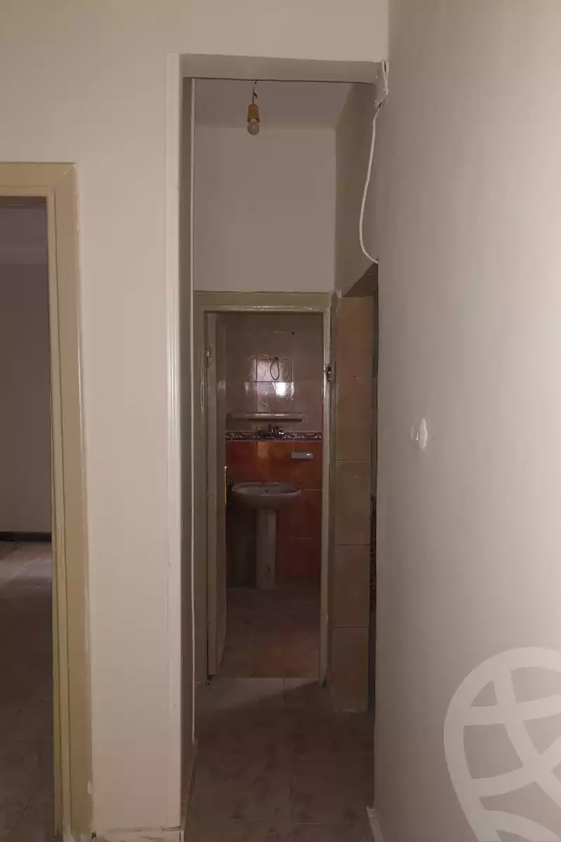 https://aqarmap.com.eg/ar/listing/6307139-for-sale-alexandria-sydy-bshr-sydy-bshr-bhry-shr-mhmwd-l-yswy