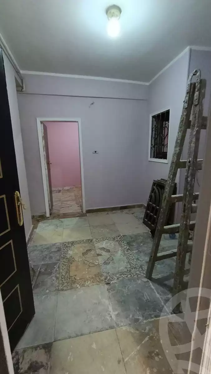 https://aqarmap.com.eg/en/listing/6309580-for-sale-qalyubia-shubra-el-khaima-byjm-el-wehda-st