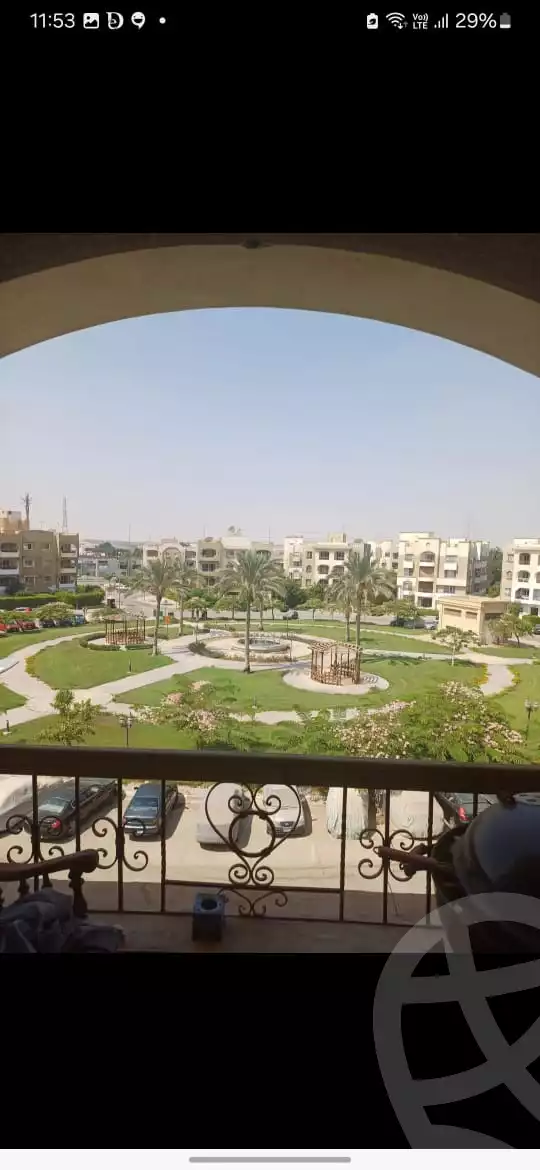 https://aqarmap.com.eg/en/listing/6309633-for-sale-cairo-el-sheikh-zayed-city-compounds-beverly-hills