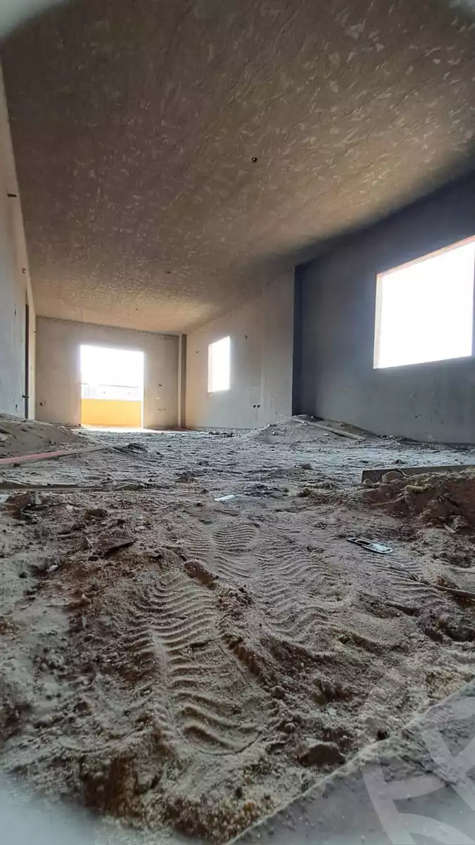https://aqarmap.com.eg/ar/listing/6309805-for-sale-cairo-helwan-helwan-el-sharkeya-mostafa-safwat-st