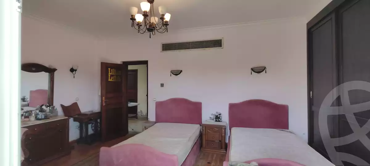 https://aqarmap.com.eg/en/listing/6310219-for-sale-cairo-el-sheikh-zayed-city-compounds-greens