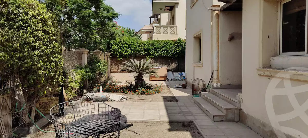 https://aqarmap.com.eg/en/listing/6310219-for-sale-cairo-el-sheikh-zayed-city-compounds-greens