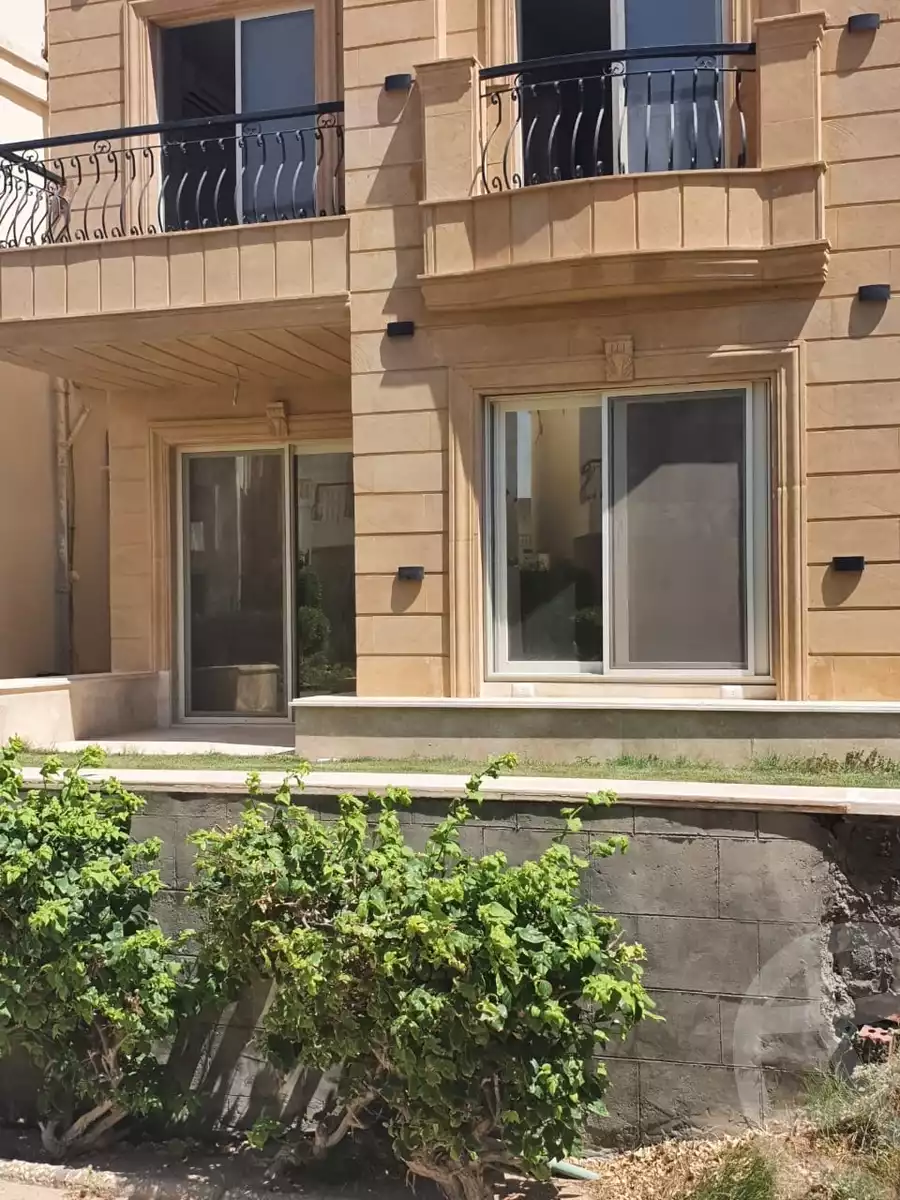 https://aqarmap.com.eg/ar/listing/6312361-for-sale-ain-elsokhna-tryq-l-yn-lskhn-lz-frn