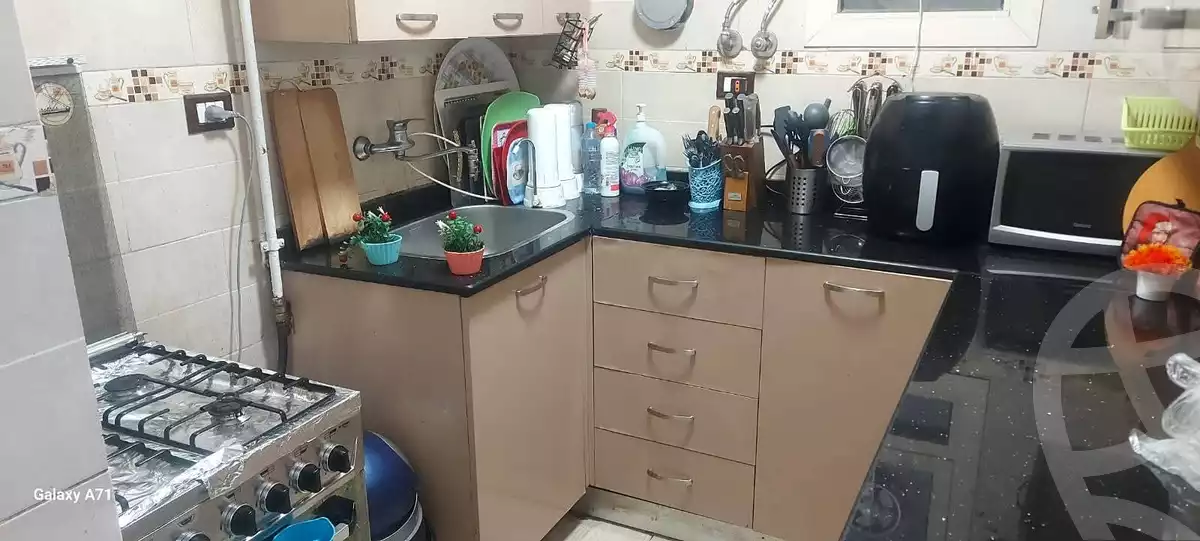 https://aqarmap.com.eg/ar/listing/6312579-for-rent-cairo-ain-shams-mnshy-lthryr