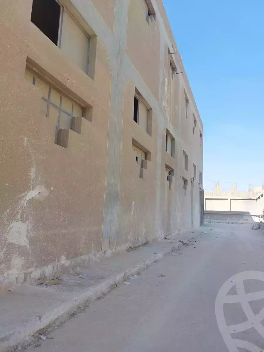 https://aqarmap.com.eg/ar/listing/6312694-for-sale-cairo-6th-of-october-el-mantqa-el-snaaaya-industrial-zone-1
