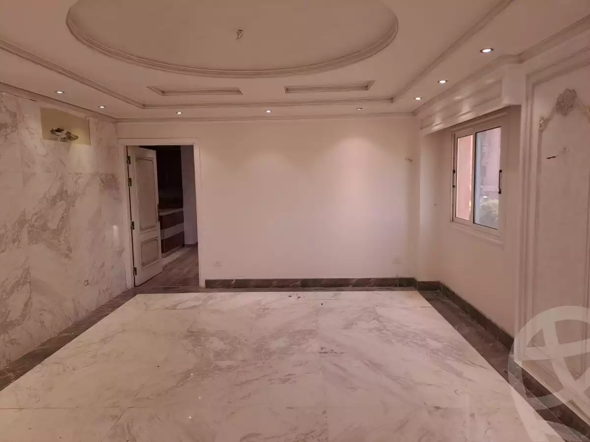 https://aqarmap.com.eg/ar/listing/6312692-for-sale-cairo-el-sheikh-zayed-city-compounds-continental-gardens
