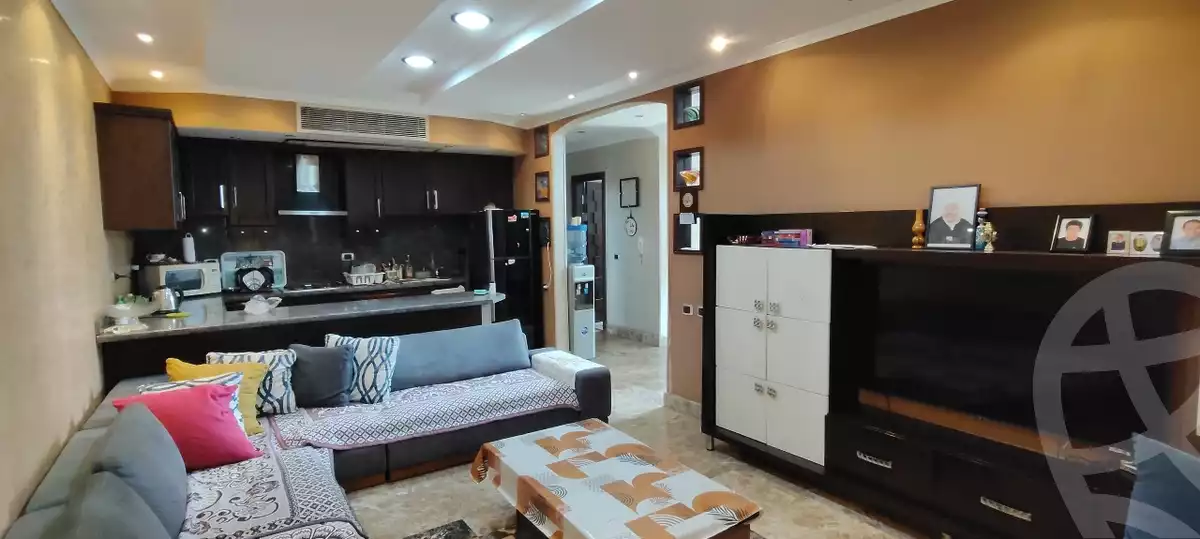 https://aqarmap.com.eg/ar/listing/6312757-for-sale-cairo-el-sheikh-zayed-city-compounds-greens