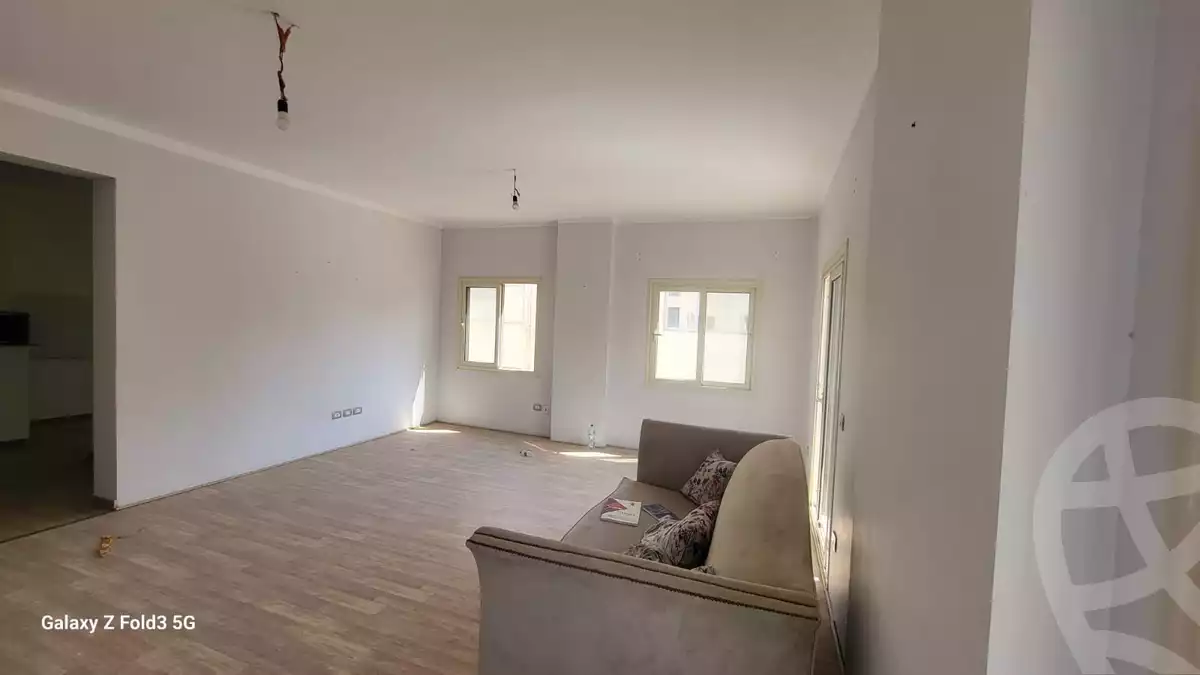 https://aqarmap.com.eg/en/listing/6312726-for-rent-cairo-new-cairo-compounds-el-mostashareen-compound