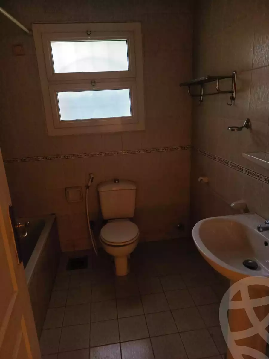 https://aqarmap.com.eg/en/listing/6313503-for-rent-cairo-el-sheikh-zayed-city-compounds-beverly-hills