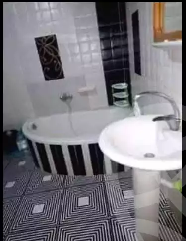 https://aqarmap.com.eg/en/listing/6313709-for-sale-gharbia-tanta-tanta-city-al-helw-st