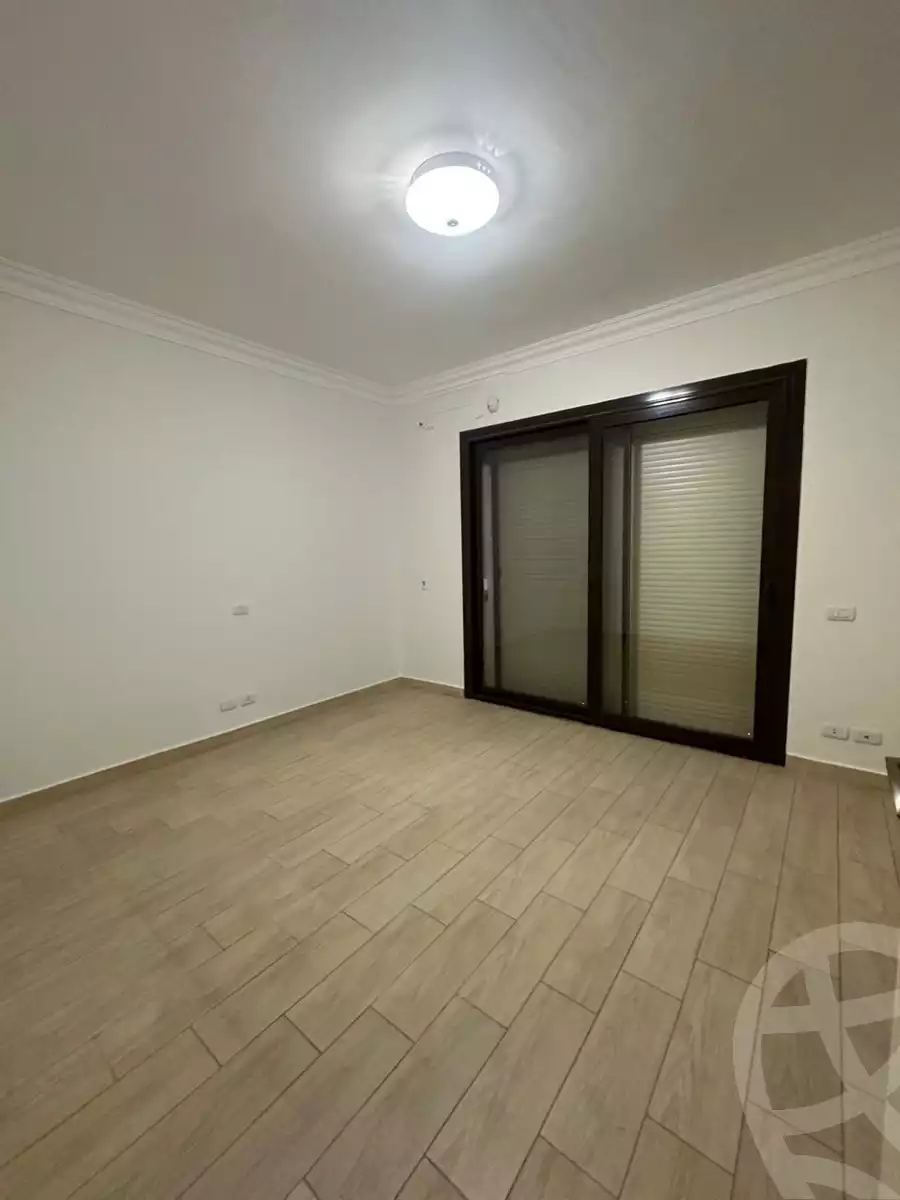 https://aqarmap.com.eg/en/listing/6313784-for-sale-cairo-el-sheikh-zayed-city-compounds-beverly-hills