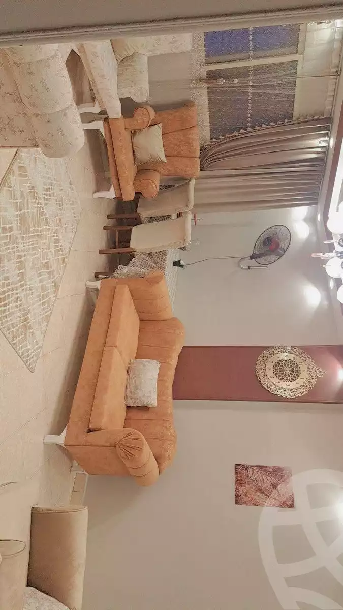 https://aqarmap.com.eg/ar/listing/6314411-for-rent-cairo-faisal-kafr-tohormos-queen-nazli-st