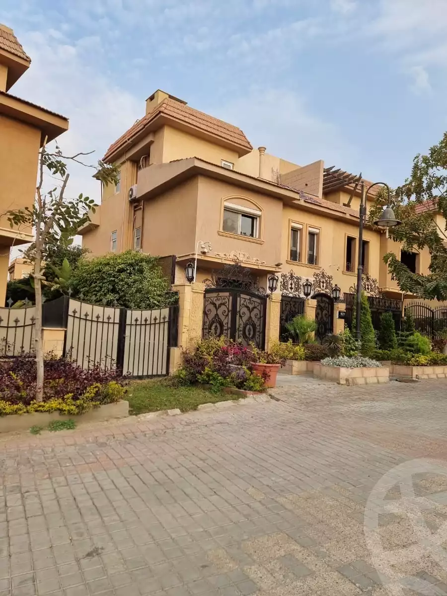 https://aqarmap.com.eg/ar/listing/6315228-for-rent-cairo-new-cairo-compounds-moon-valley-2