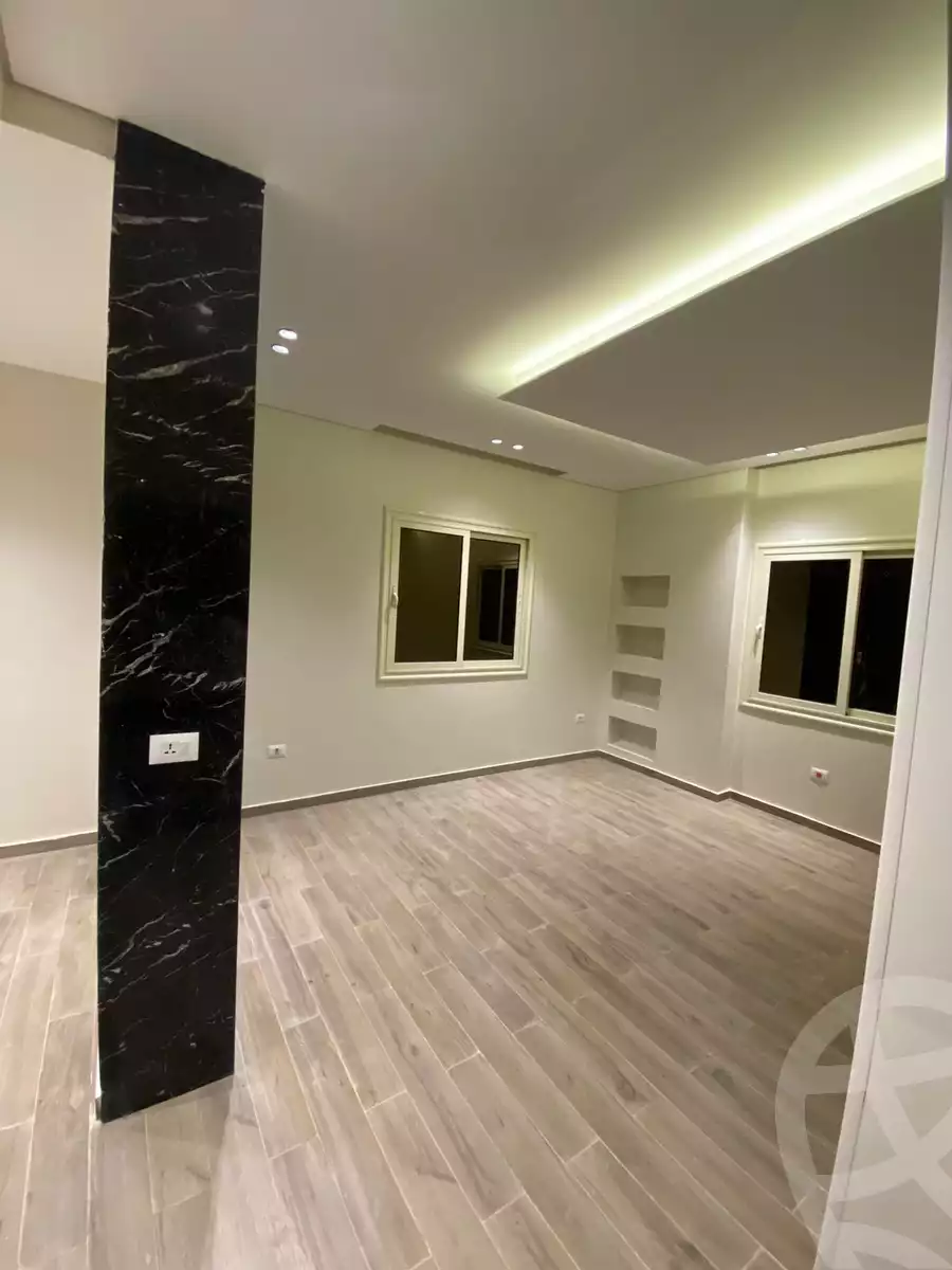https://aqarmap.com.eg/ar/listing/6315544-for-sale-cairo-new-cairo-gharb-el-golf-alaa-elsaadany-st