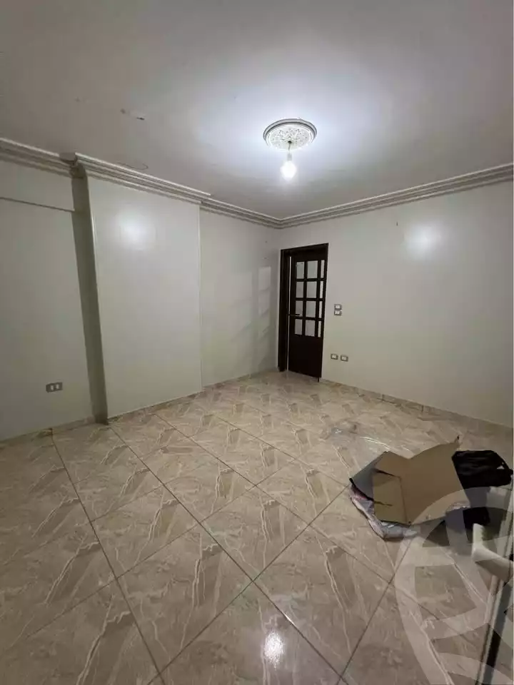 https://aqarmap.com.eg/en/listing/6315595-for-sale-alexandria-moharram-bey-ali-al-askandarani-st