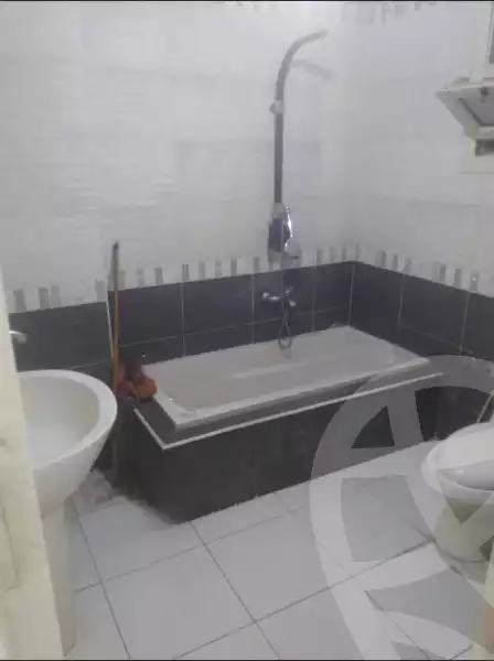 https://aqarmap.com.eg/ar/listing/6315885-for-sale-cairo-elnozha-Streettt-27