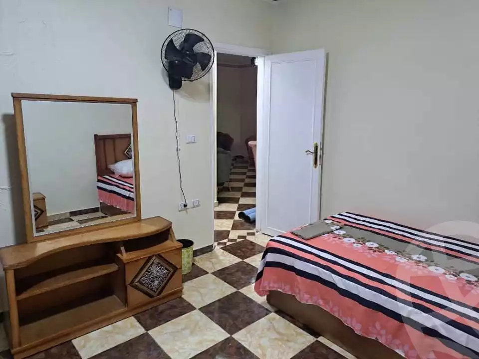 https://aqarmap.com.eg/ar/listing/6316876-for-rent-cairo-faisal-kafr-tohormos-queen-nazli-st