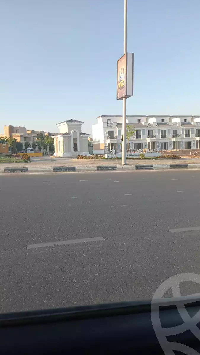 https://aqarmap.com.eg/ar/listing/6317418-for-sale-cairo-6th-of-october-compounds-dream-land-flower-resort