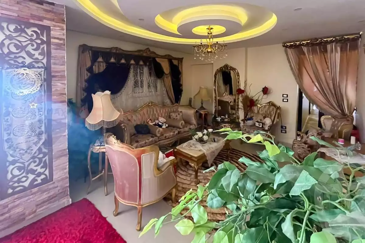 https://aqarmap.com.eg/ar/listing/6318353-for-sale-alexandria-camp-cesar-abd-el-moneim-sanad-st