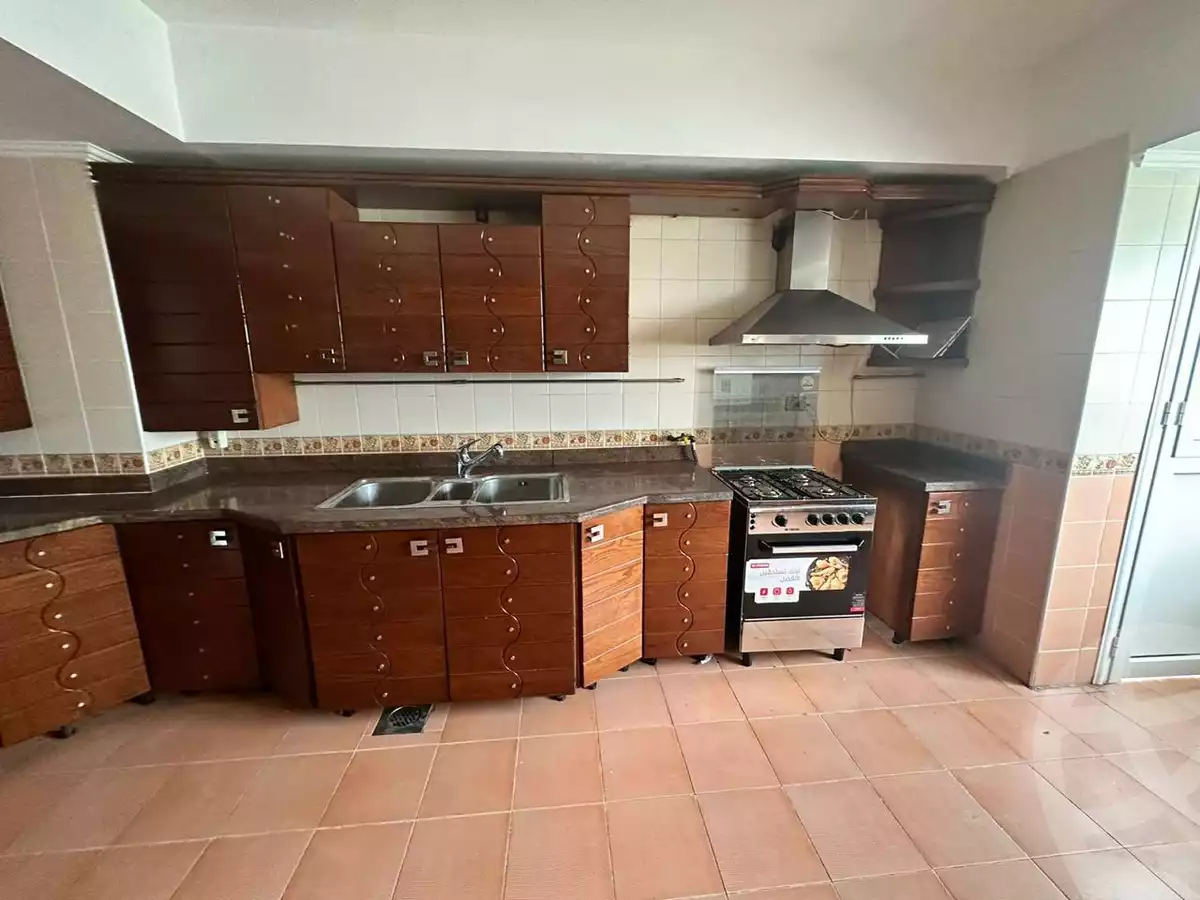 https://aqarmap.com.eg/ar/listing/6320039-for-rent-cairo-el-sheikh-zayed-city-compounds-el-rabwa