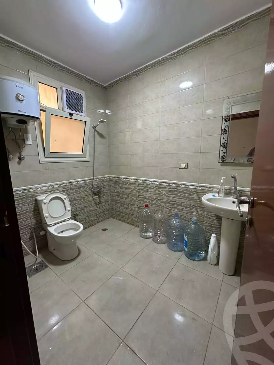 https://aqarmap.com.eg/ar/listing/6321234-for-rent-cairo-new-cairo-ganob-el-akadamiya-south-academy-a-zaid-ebn-haretha-st