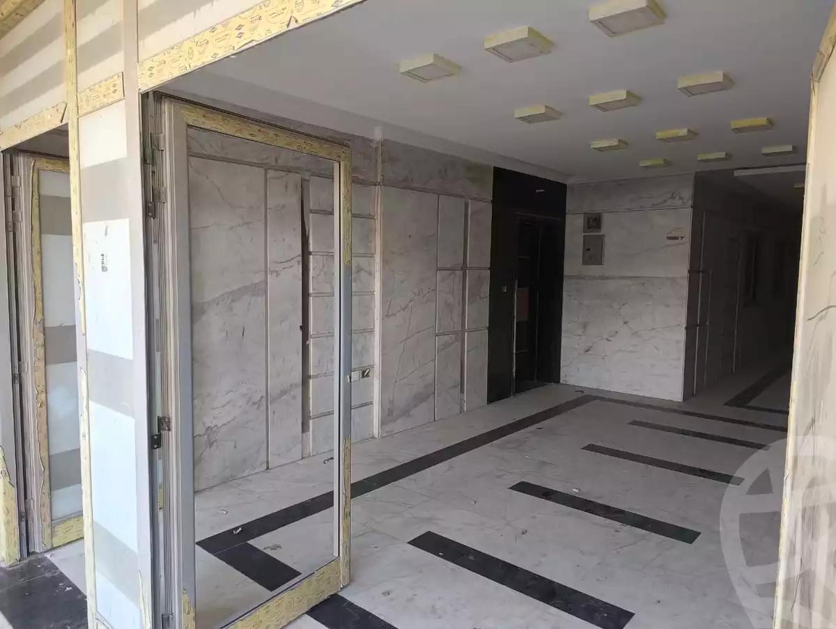 https://aqarmap.com.eg/ar/listing/6321560-for-sale-cairo-el-maadi-compounds-kmbwnd-m-d-fl-lm-dy