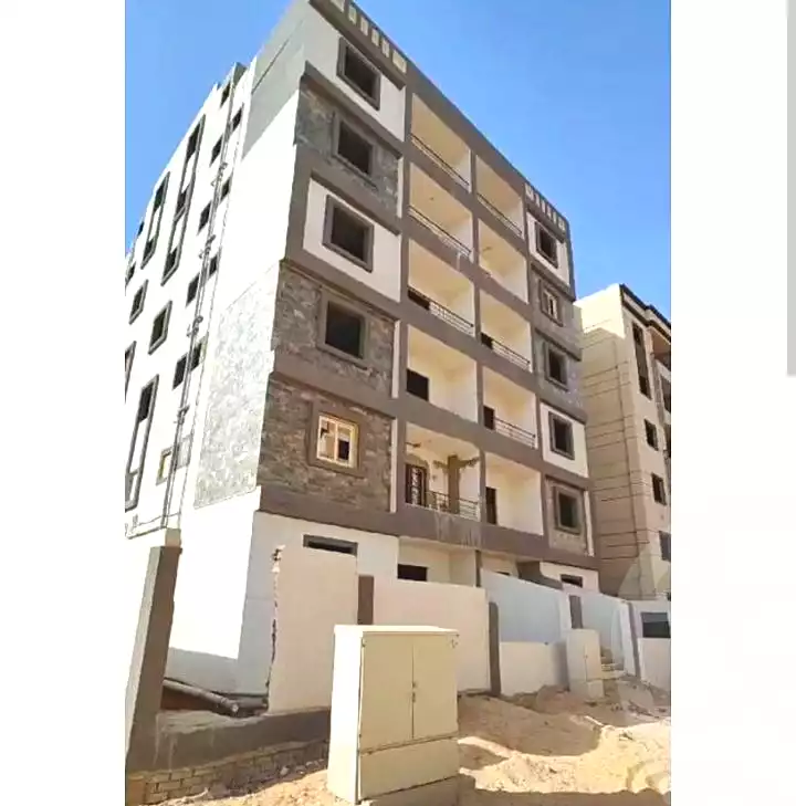 https://aqarmap.com.eg/ar/listing/6322162-for-sale-cairo-6th-of-october-hadaeq-october-tryq-hmd-zwyl
