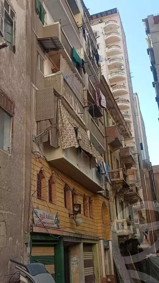 https://aqarmap.com.eg/ar/listing/6325323-for-sale-alexandria-mntq-fr-y-blskndry-el-attarin