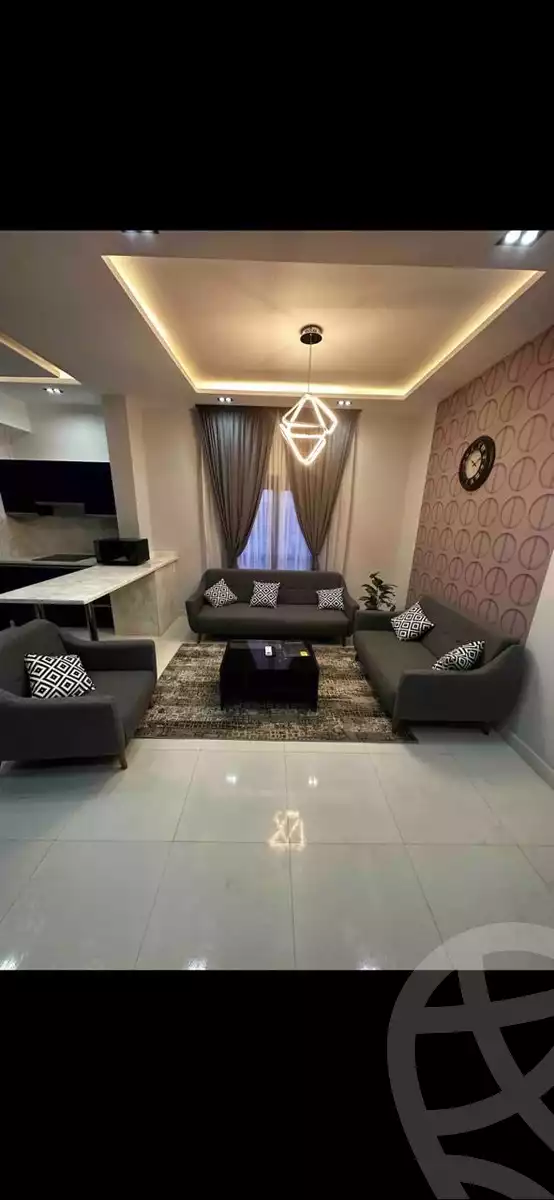 https://aqarmap.com.eg/en/listing/6325468-for-sale-cairo-el-sheikh-zayed-city-compounds-beverly-hills