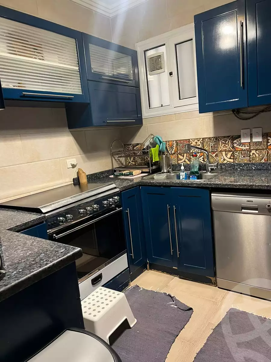 https://aqarmap.com.eg/ar/listing/6327436-for-sale-cairo-el-sheikh-zayed-city-el-hay-elsabeaa-lbstn