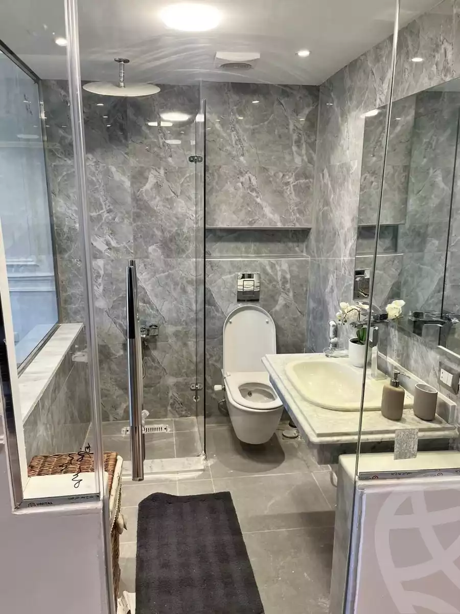 https://aqarmap.com.eg/ar/listing/6327811-for-sale-cairo-new-cairo-compounds-mountain-view-hyde-park