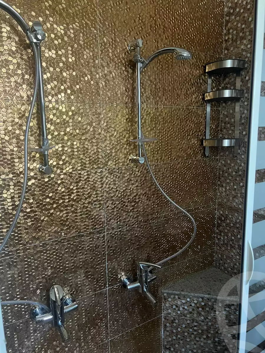 https://aqarmap.com.eg/ar/listing/6328111-for-rent-cairo-new-cairo-compounds-el-patio-oro