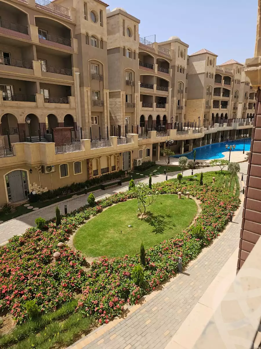 https://aqarmap.com.eg/en/listing/6328203-for-sale-cairo-new-cairo-compounds-rock-vera-compound