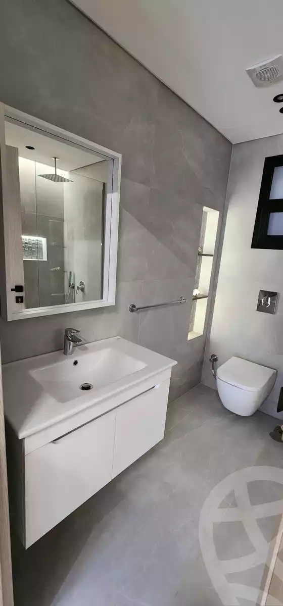 https://aqarmap.com.eg/en/listing/6328715-for-sale-cairo-new-cairo-compounds-villette-kmbwnd-sky-kwndwz-swdyk-villette